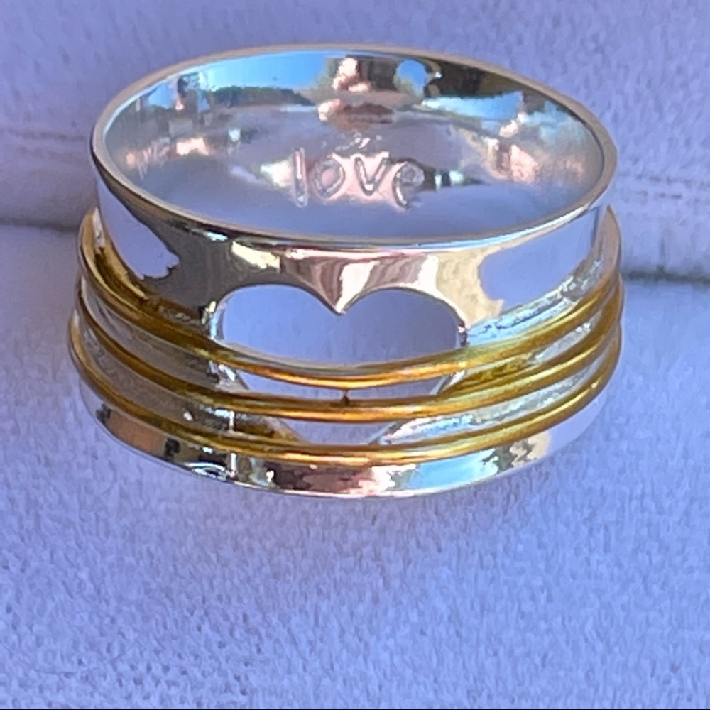 BEAUTIFUL SILVER AND GOLD RING WITH CUT OUT HEART & “LOVE” INSCRIPTION